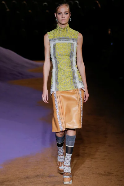 Look 23